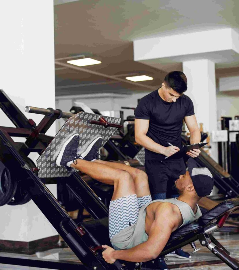 two-handsome-men-is-engaged-gym (2) (1)